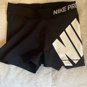 Final price drop ✨ Nike pro dri-fit shorts
